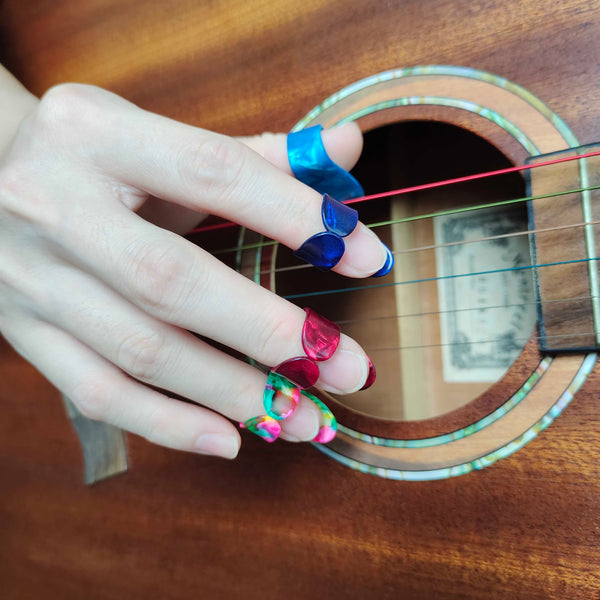 (Ready Stock) Amazthing 4 pcs Guitar Thumb+Finger Picks (1 set) 吉他拇指手指拨片